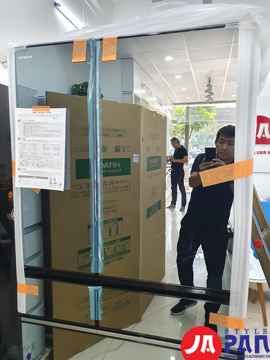 Tủ lạnh hút chân không Hitachi R-WX74K (X) Đen gương 2020 735L 5 Tủ lạnh hút chân không Hitachi R-WX74K (X) Đen gương 2020 735L - Ảnh 5