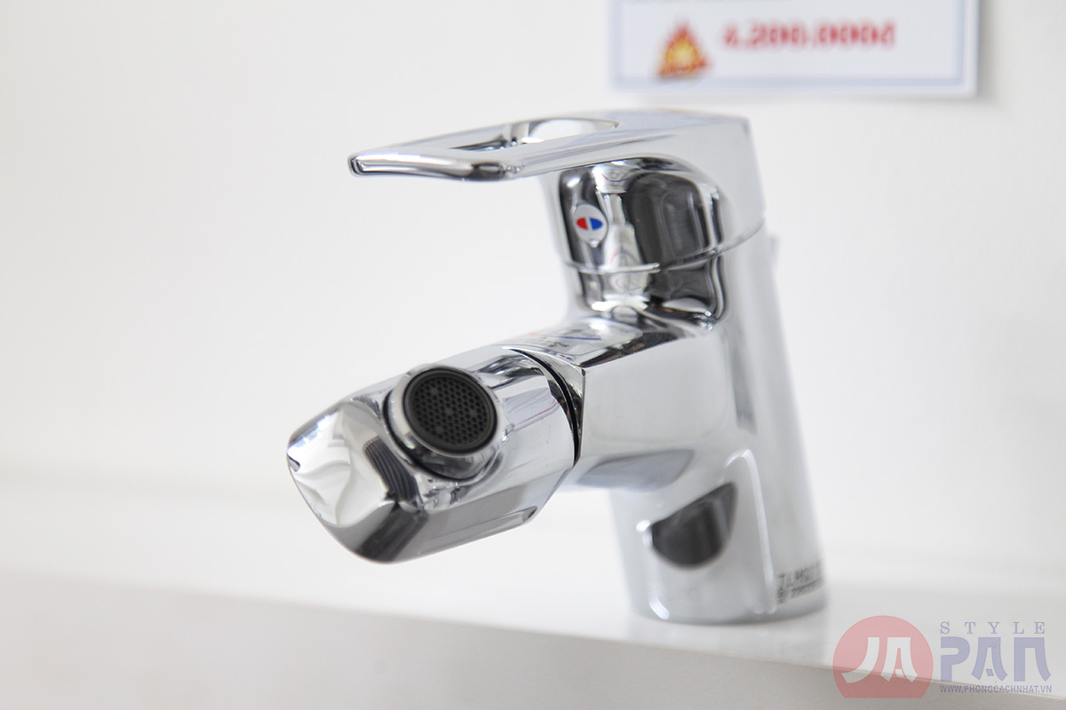 Vòi lavabo TOTO TLHG31DEFR xoay 360°, nội địa Nhật chính hãng 3 Vòi lavabo TOTO TLHG31DEFR xoay 360°, nội địa Nhật chính hãng - Ảnh 3