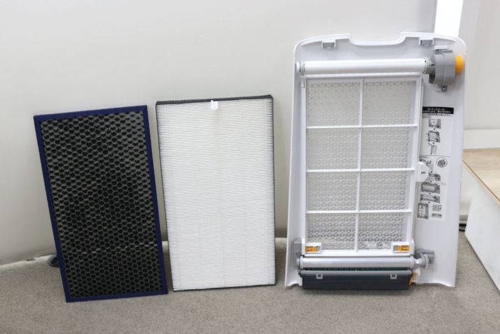 20-3 Được trang bị bộ lọc HEPA tĩnh điện và bộ lọc khử mùi kép. Với chức năng làm sạch tự động