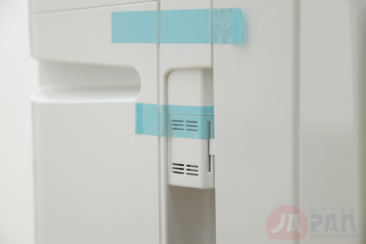 1 1640359628 1395630819 loc khong khi daikin ack70w w 5