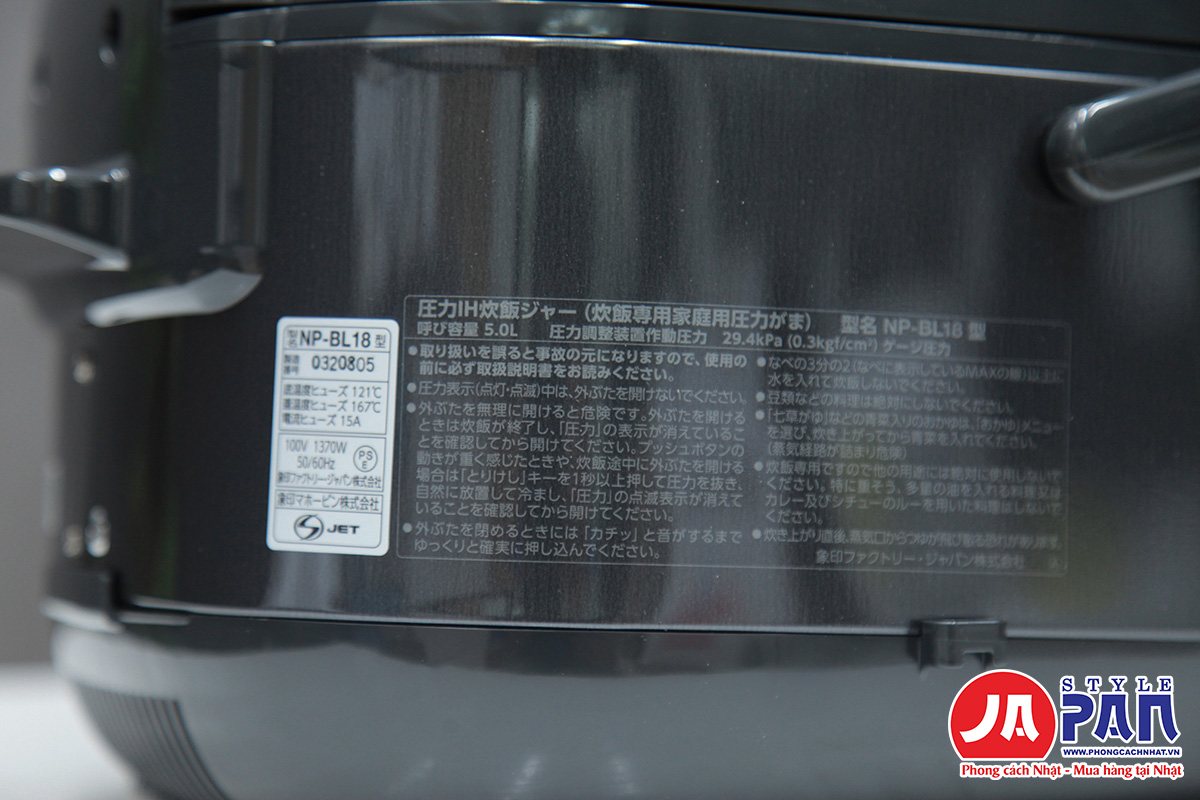 Noi com dien Zojirushi NP BL18 BA 6