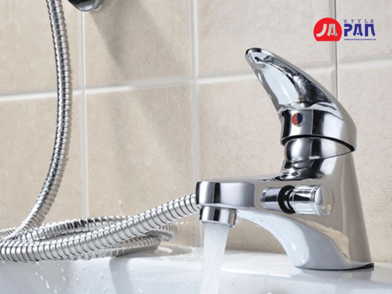 Sen Tắm Liền Vòi Chậu Lavabo: Sự Lựa Chọn Tiện Lợi Cho Phòng Tắm 1 Sen tắm liền vòi chậu Lavabo