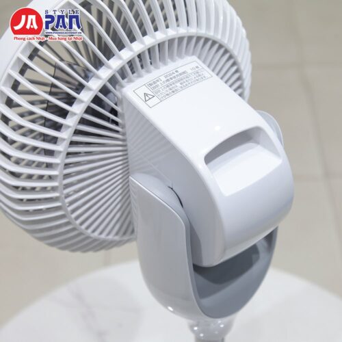 Quạt Sharp PJ-R2DS | Quạt tuần hoàn động cơ DC, xoay 3D 22 Động cơ DC tiết kiệm điện trên quạt Sharp PJ-R2DS giúp quạt có chế độ ban đêm cực kỳ yên tĩnh
